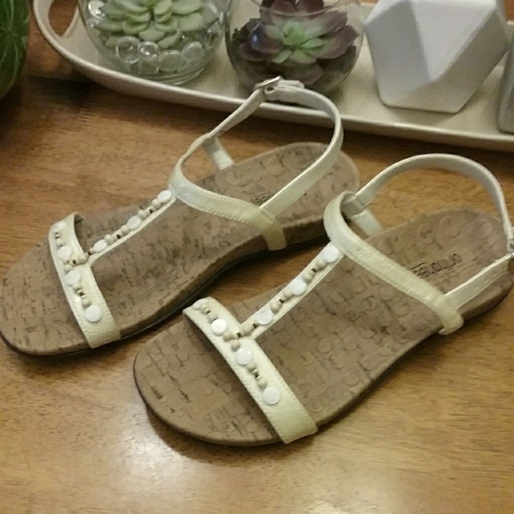 Orthaheel Sandals NWOT